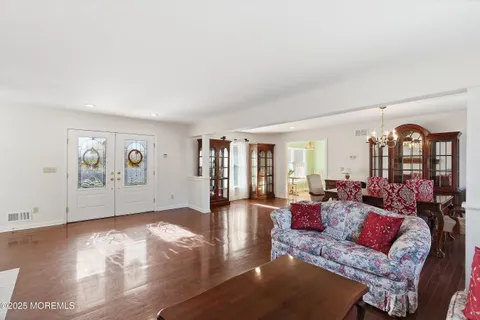 $1,699,999 | 1105 Shore Drive, Brielle, NJ 08730