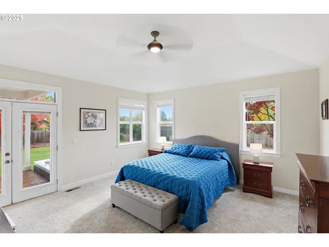 $1,050,000 | 1650 Northeast Chehalem Drive, Newberg, OR 97132