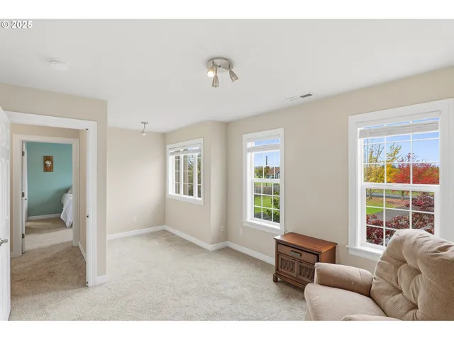 $1,050,000 | 1650 Northeast Chehalem Drive, Newberg, OR 97132