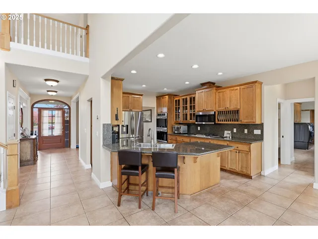 $1,050,000 | 1650 Northeast Chehalem Drive, Newberg, OR 97132