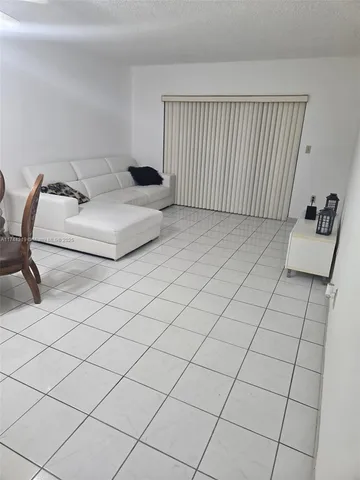 $1,950 | 5201 Northwest 7th Street, Unit 403, Miami, FL 33126