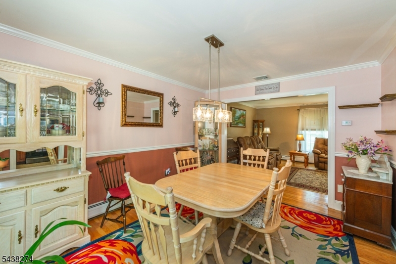 21 Whitegate Road Succasunna, NJ 07876 - Photo 7 of 44