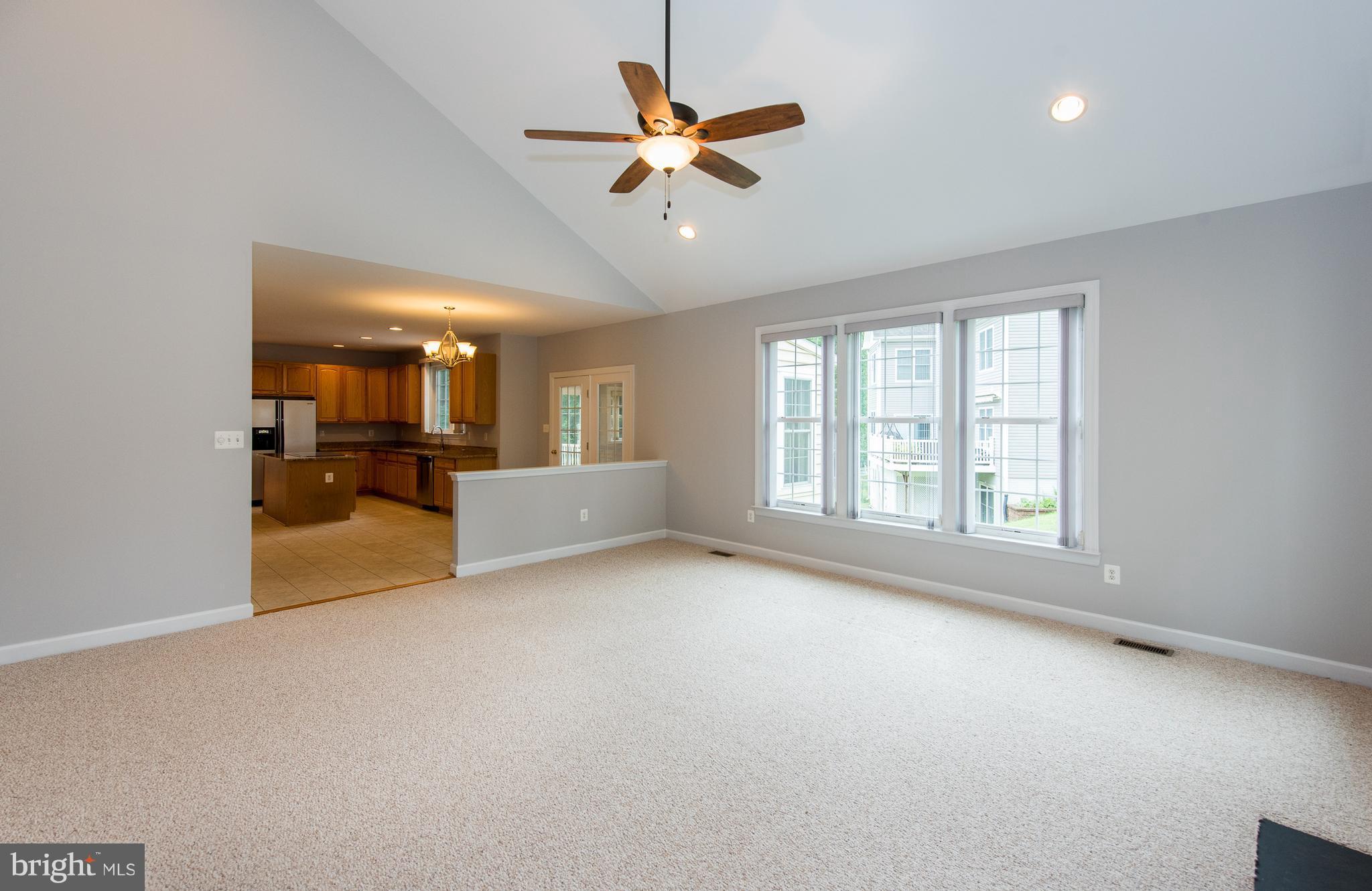 8043 High Castle Road Ellicott City, MD 21043 - Photo 11 of 28 Family Room