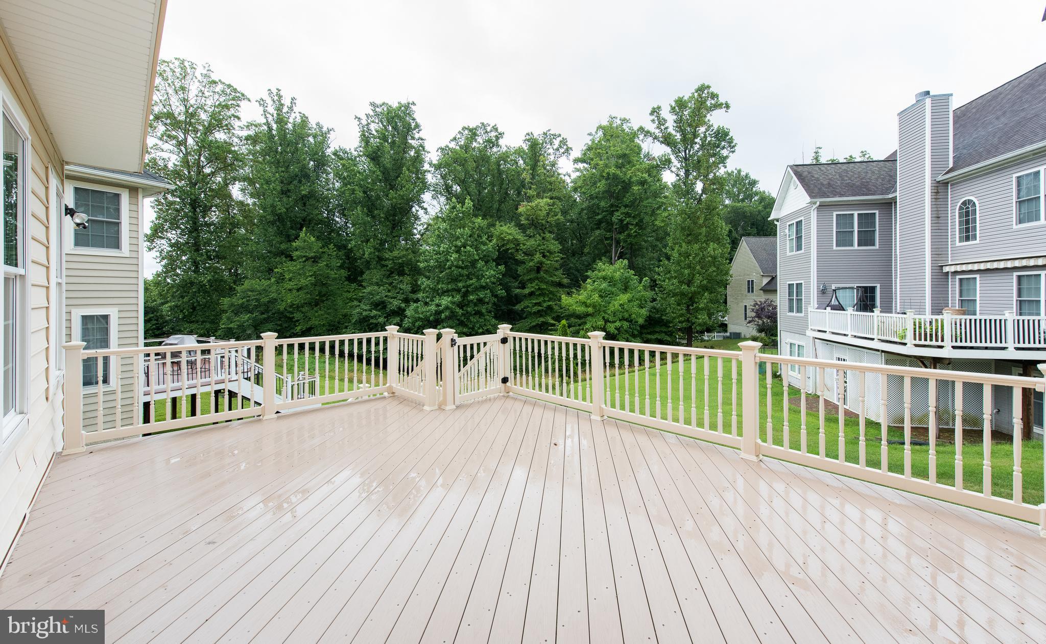 8043 High Castle Road Ellicott City, MD 21043 - Photo 27 of 28 Enjoy your deck for entertaining
