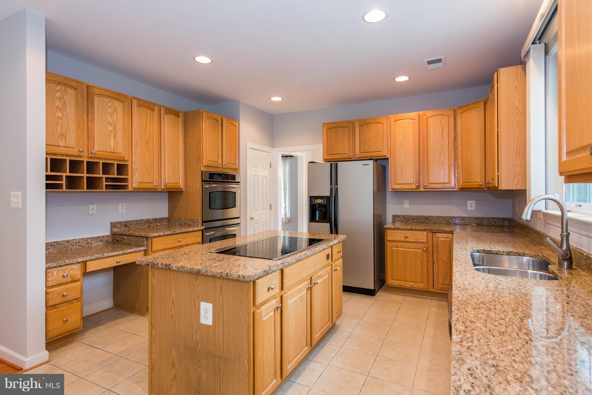 8043 High Castle Road Ellicott City, MD 21043 - Photo 6 of 28 Kitchen