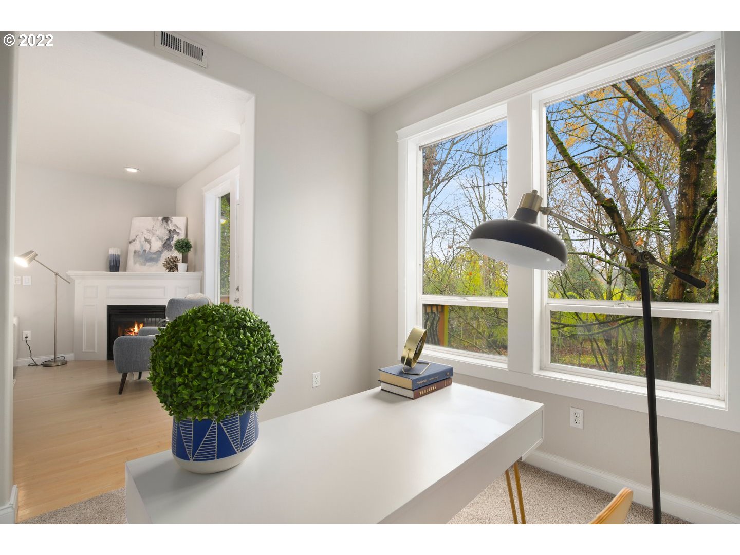 4908 Southwest View Point Terrace Portland, OR 97239 - Photo 15 of 31 Gallery Image 15