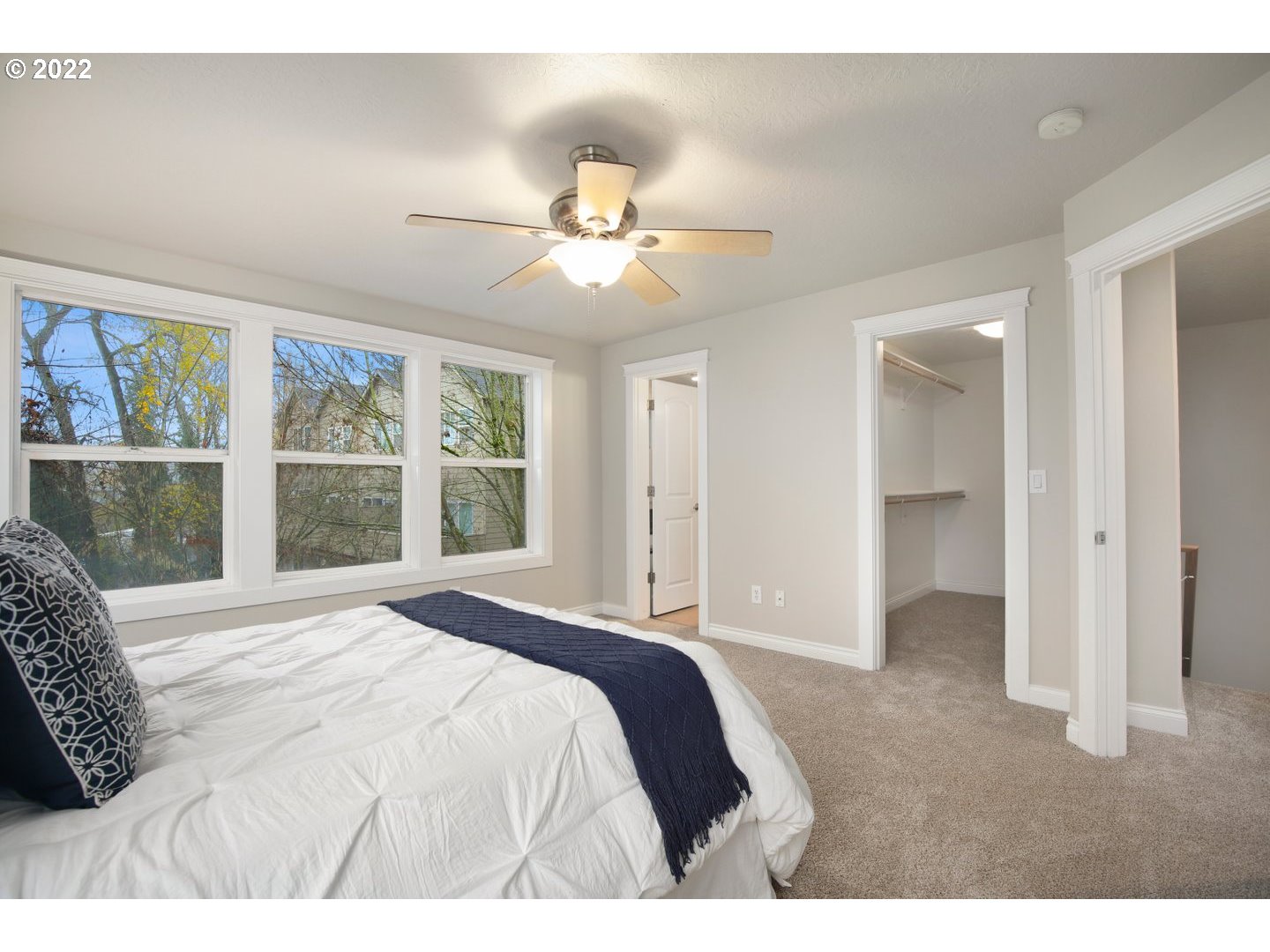 4908 Southwest View Point Terrace Portland, OR 97239 - Photo 19 of 31 Gallery Image 19