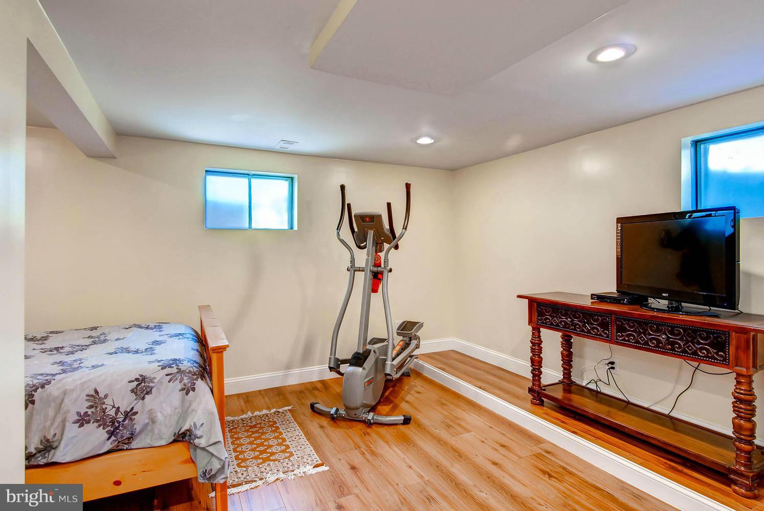 6211 Auth Road Suitland, MD 20746 - Photo 24 of 30 Bedroom
