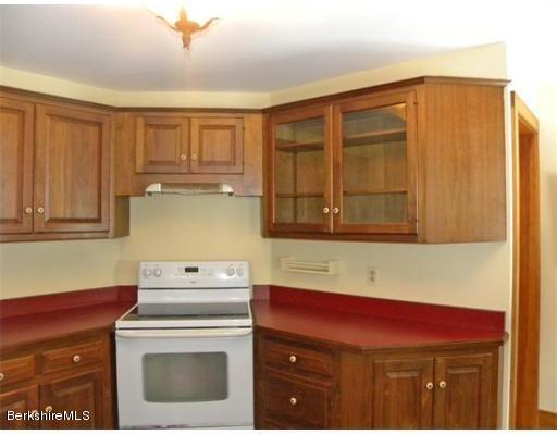 238 South Warger Road Conway, MA 01341 - Photo 6 of 21 E-Kitchen