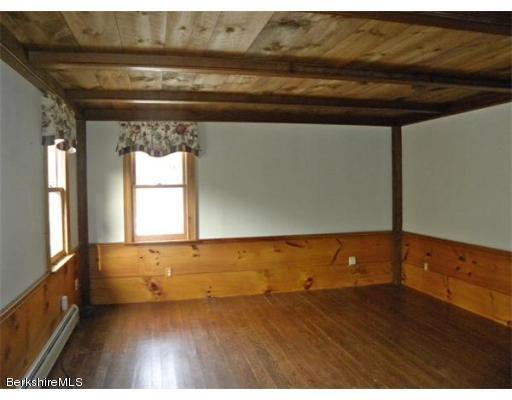 238 South Warger Road Conway, MA 01341 - Photo 10 of 21 I-Rm
