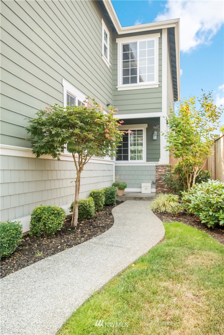 4769 Rochelle Street Southeast Lacey, WA 98503 - Photo 2 of 25 Gallery Image 2