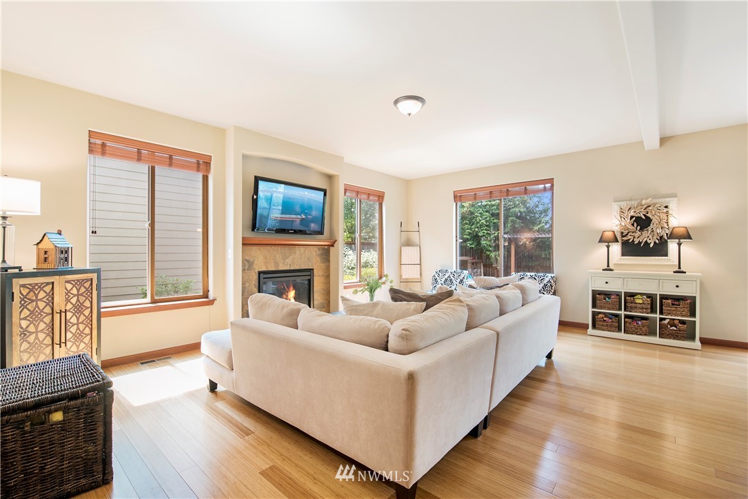 4769 Rochelle Street Southeast Lacey, WA 98503 - Photo 3 of 25 Gallery Image 3