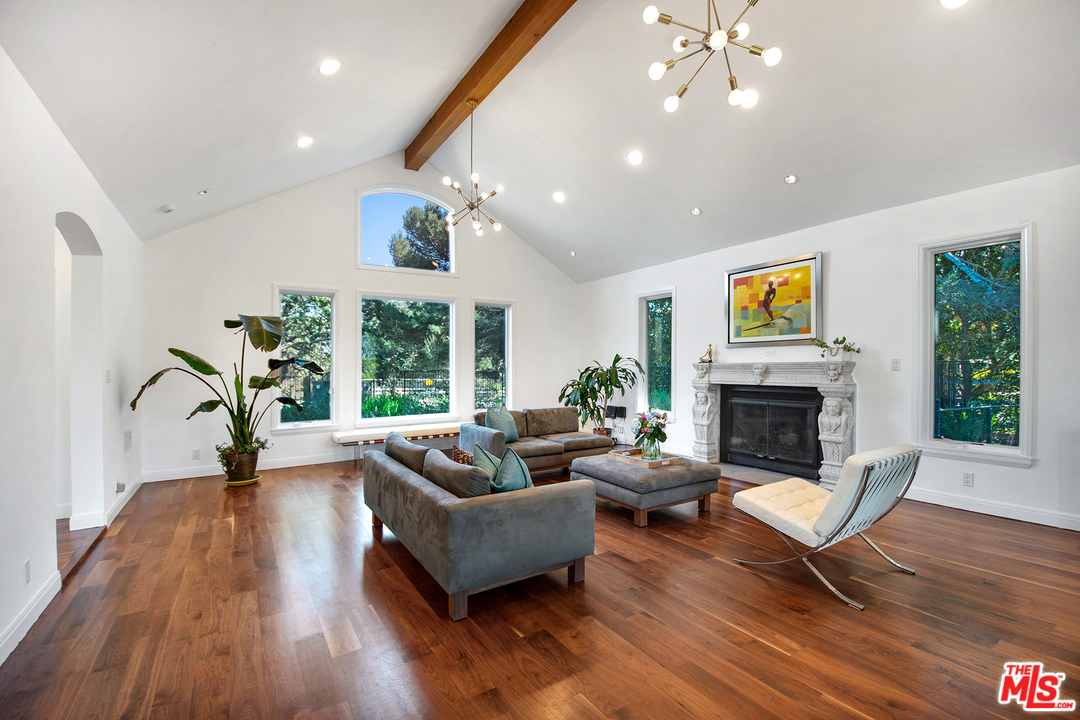 6539 Wandermere Road Malibu, CA 90265 - Photo 2 of 40