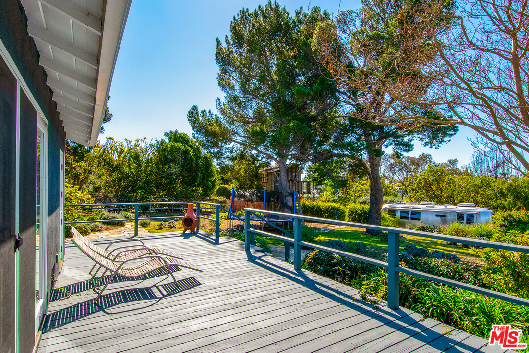 6539 Wandermere Road Malibu, CA 90265 - Photo 17 of 40