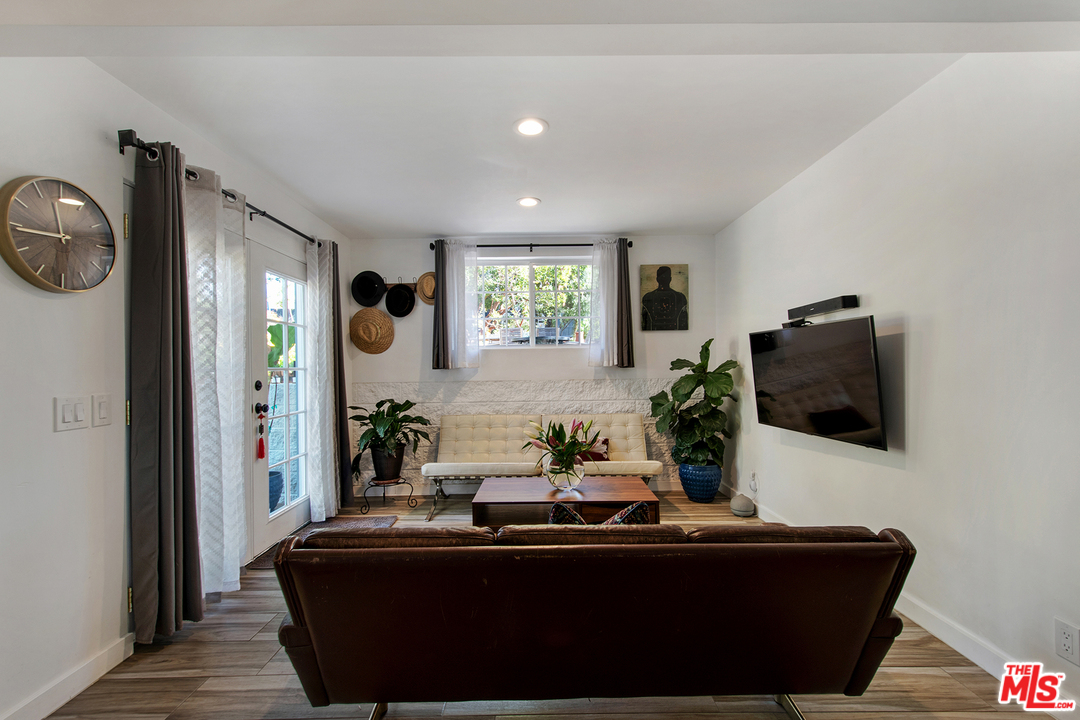 6539 Wandermere Road Malibu, CA 90265 - Photo 27 of 40