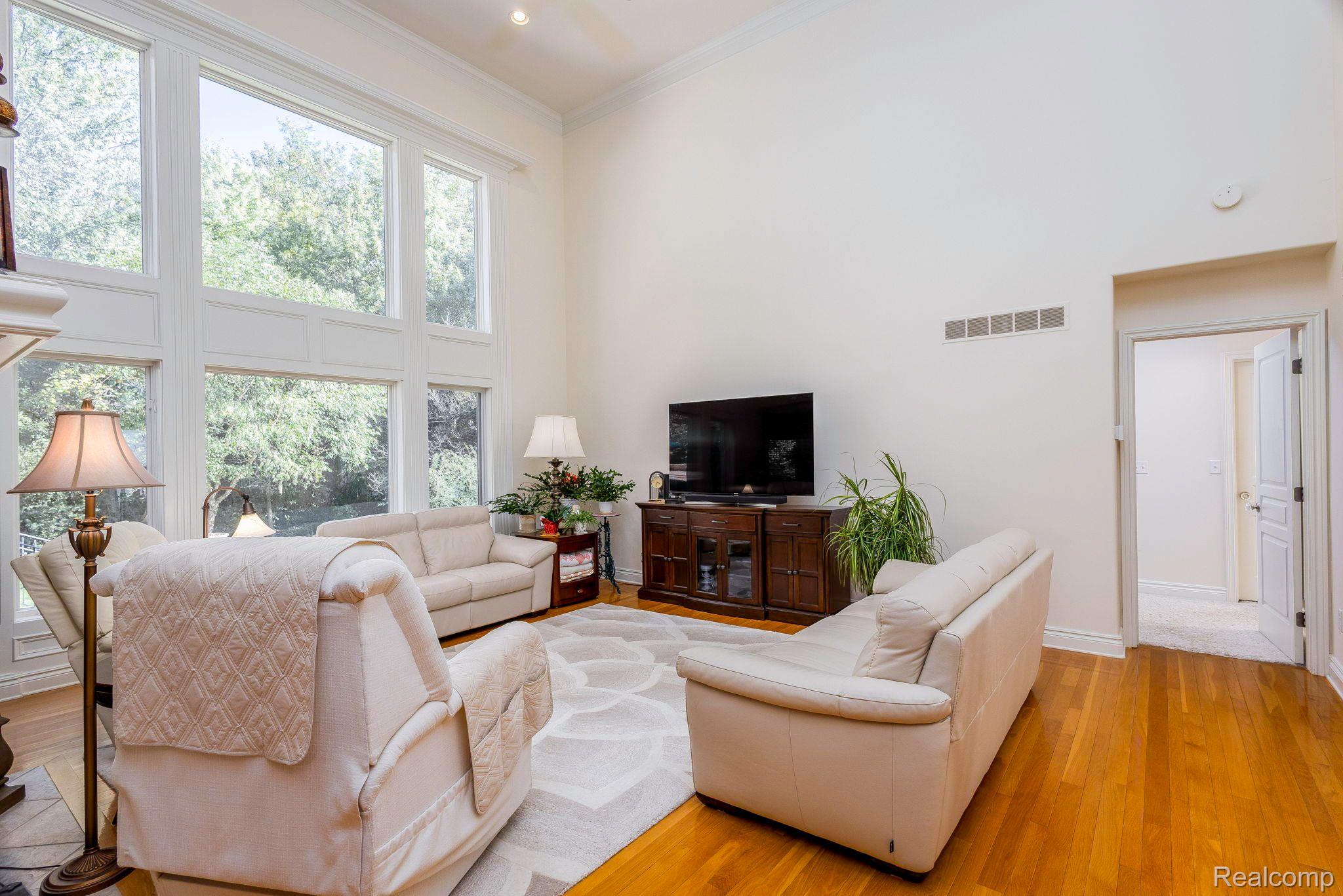 49302 Monte Road New Baltimore, MI 48047 - Photo 8 of 53 Gallery Image 8