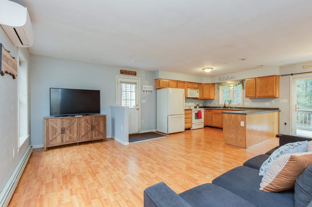 815 Bachelder Road Pembroke, NH 03275 - Photo 19 of 50