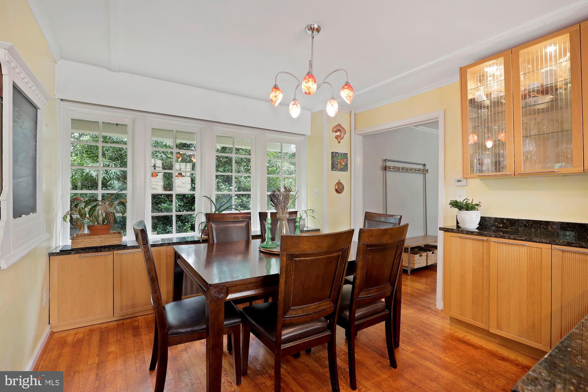 1309 North Glebe Road Arlington, VA 22207 - Photo 11 of 37 Dining
