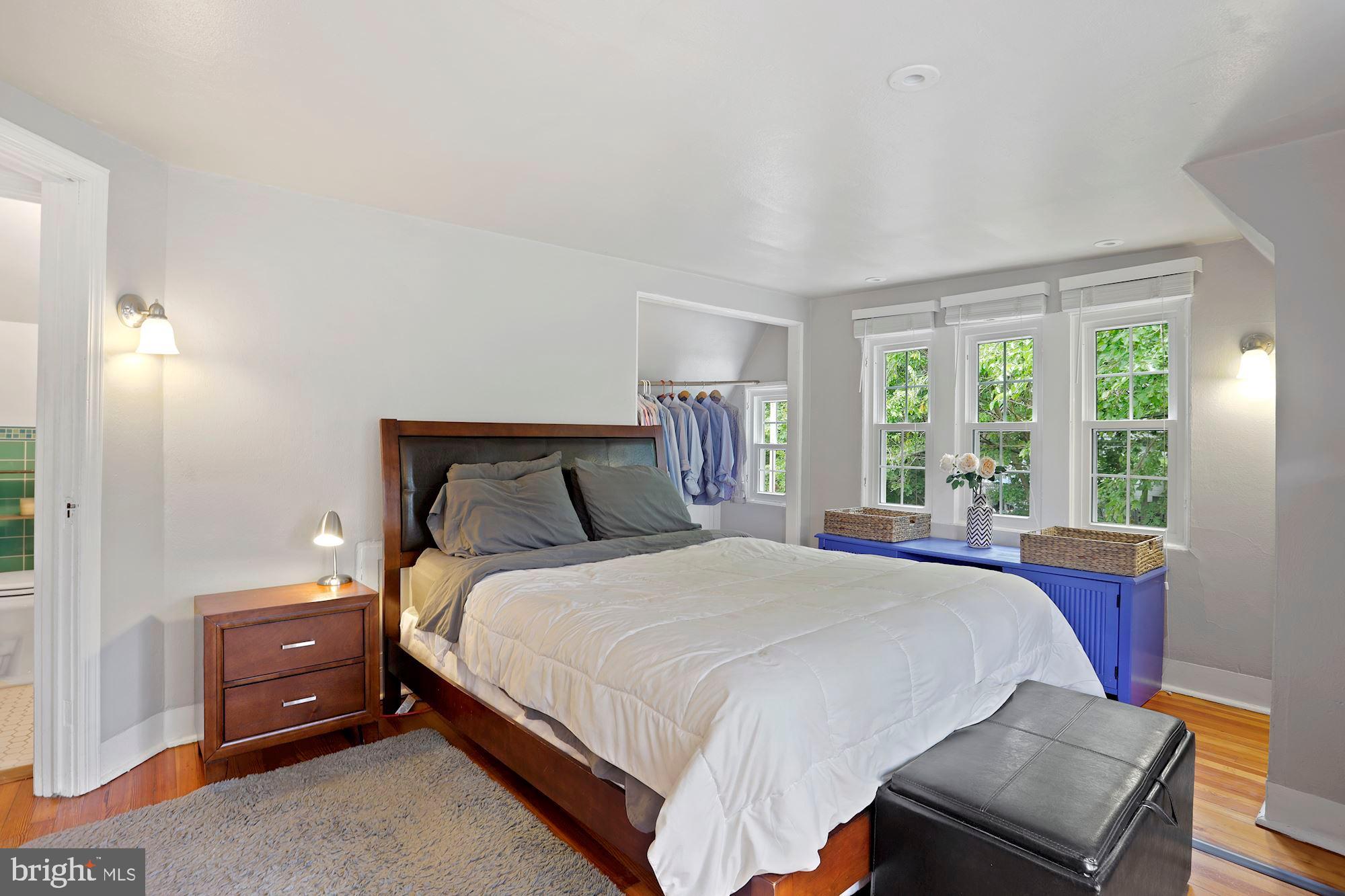 1309 North Glebe Road Arlington, VA 22207 - Photo 18 of 37 Bedroom