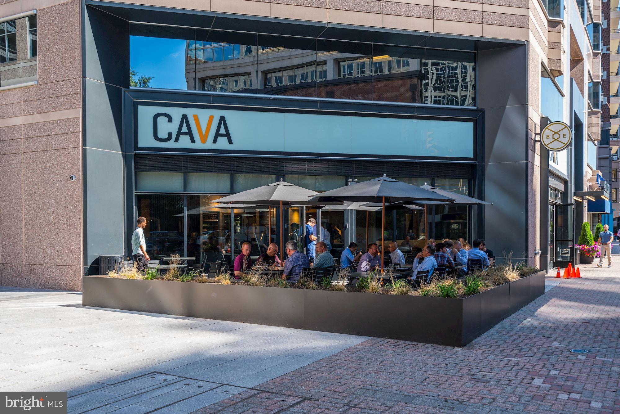 1309 North Glebe Road Arlington, VA 22207 - Photo 32 of 37 Restaurant and Dining