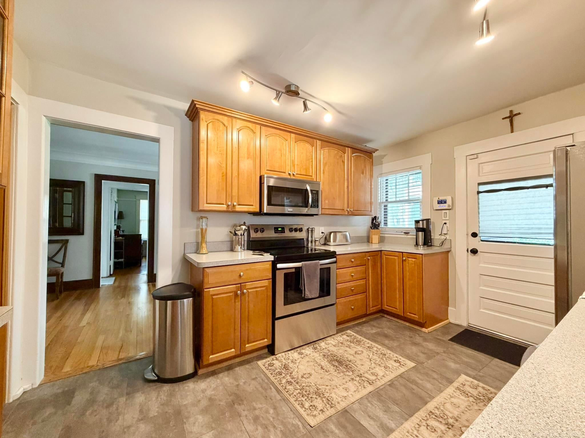 1622 Crooks Road, Unit 1622 Royal Oak, MI 48067 - Photo 20 of 30 Gallery Image 20