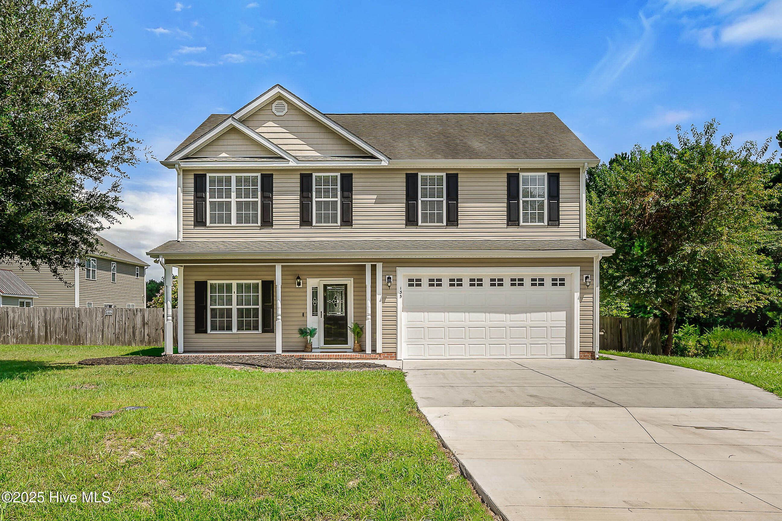 135 Barbour Road Hubert, NC 28539 - Photo 1 of 38 01