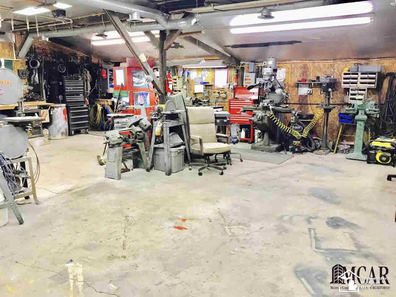 1228 Yargerville Road Monroe, MI 48161 - Photo 12 of 43 Work Shop