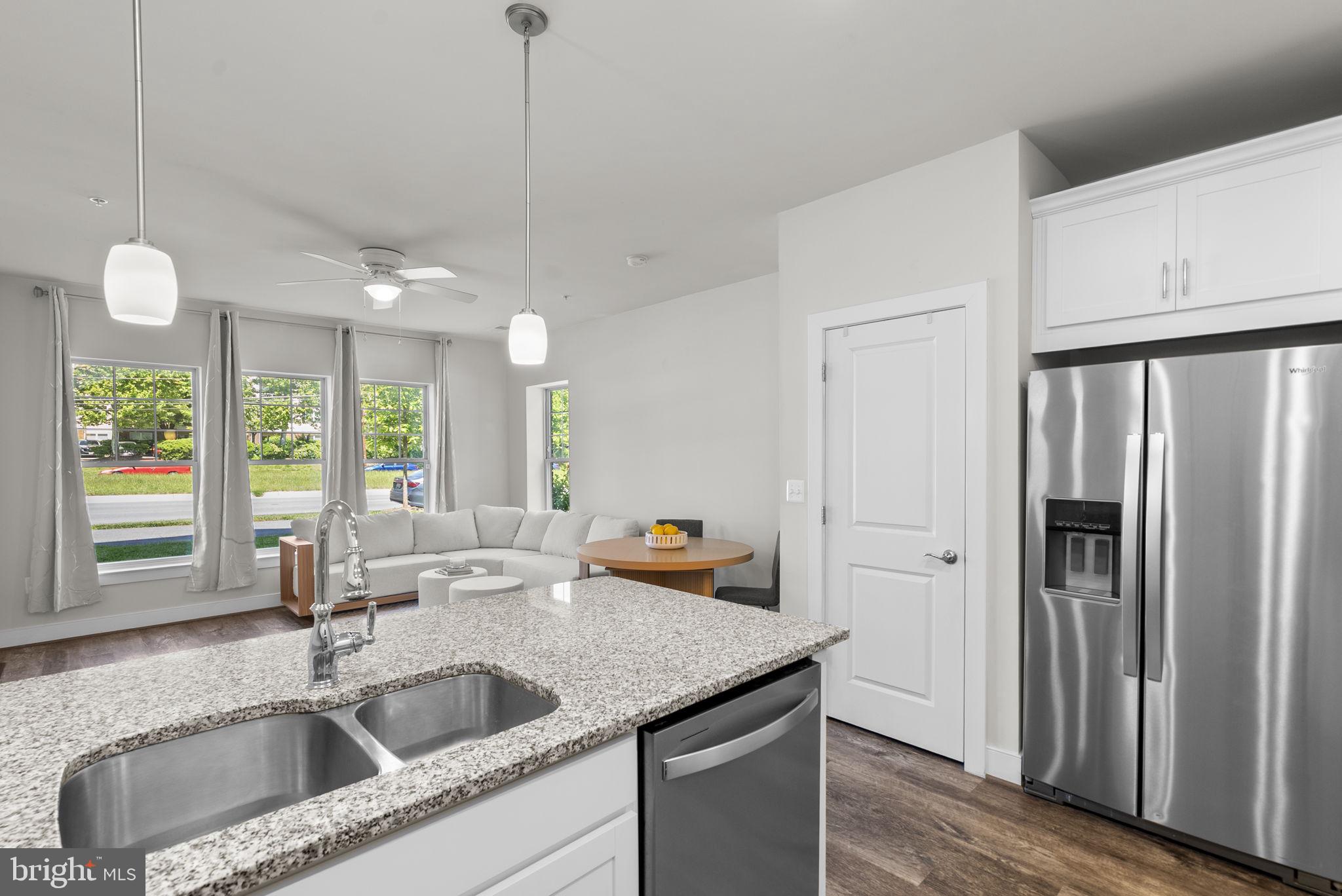 9610 Fields Road, Unit 9610 Gaithersburg, MD 20878 - Photo 11 of 29 Kitchen