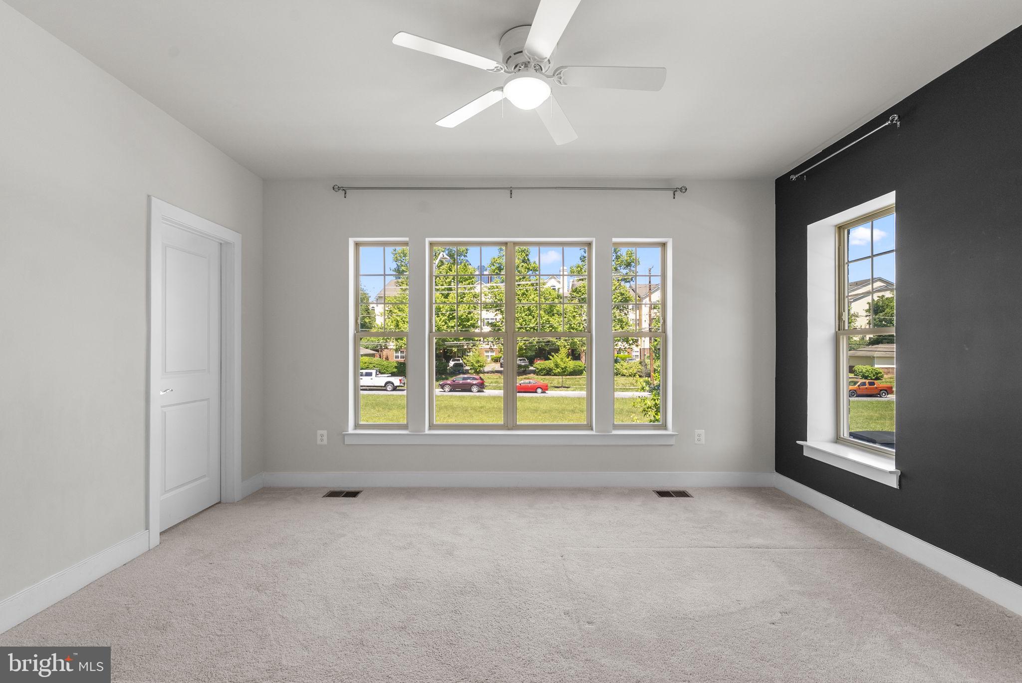 9610 Fields Road, Unit 9610 Gaithersburg, MD 20878 - Photo 14 of 29 Primary Bedroom