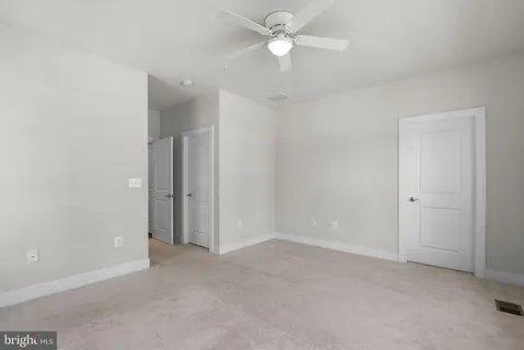 $589,000 | 9610 Fields Road, Unit 9610, Gaithersburg, MD 20878