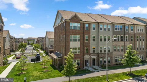 $589,000 | 9610 Fields Road, Unit 9610, Gaithersburg, MD 20878