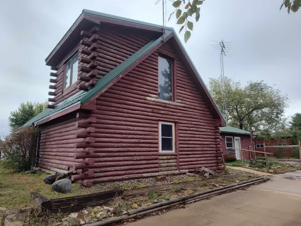 $259,900 | 405 Airport Road, Boscobel, WI 53805