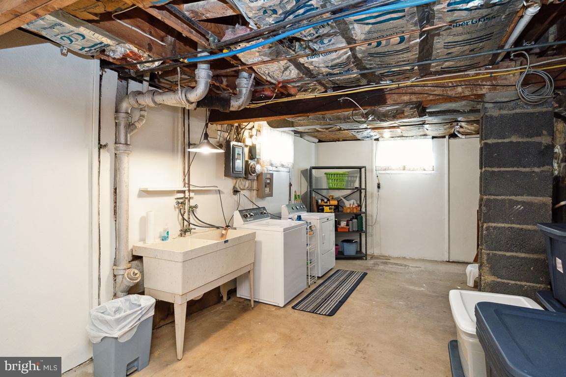 2903 Church Road Parkville, MD 21234 - Photo 26 of 37 a utility room with dryer and washer