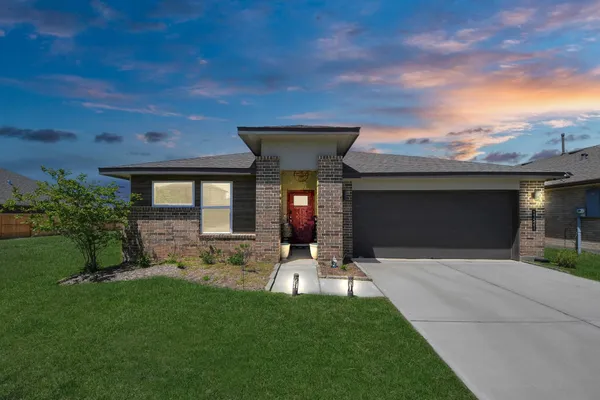 $2,850 | 13521 Bonita Is Way, La Marque, TX 77568