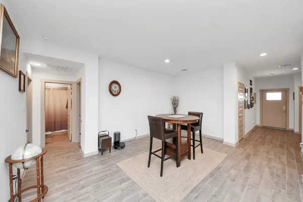 $2,850 | 13521 Bonita Is Way, La Marque, TX 77568