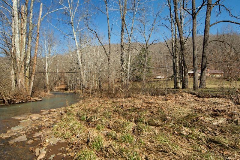 369 Lick Creek Road Meadow Bridge, WV 25976 - Photo 9 of 75 Gallery Image 9