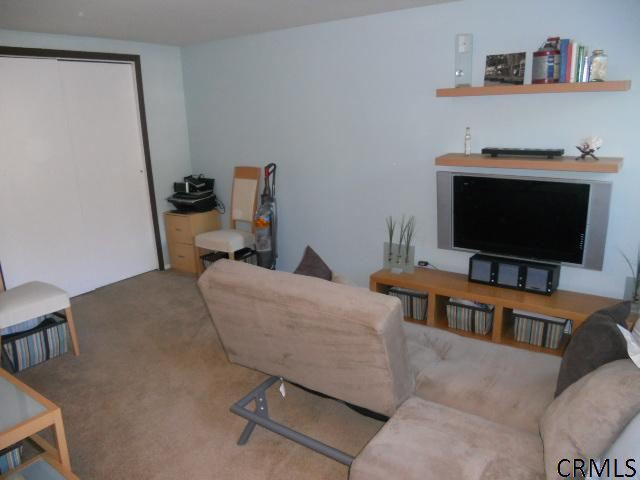 264 Thimbleberry Road Malta, NY 12020 - Photo 10 of 13 Photo 10
