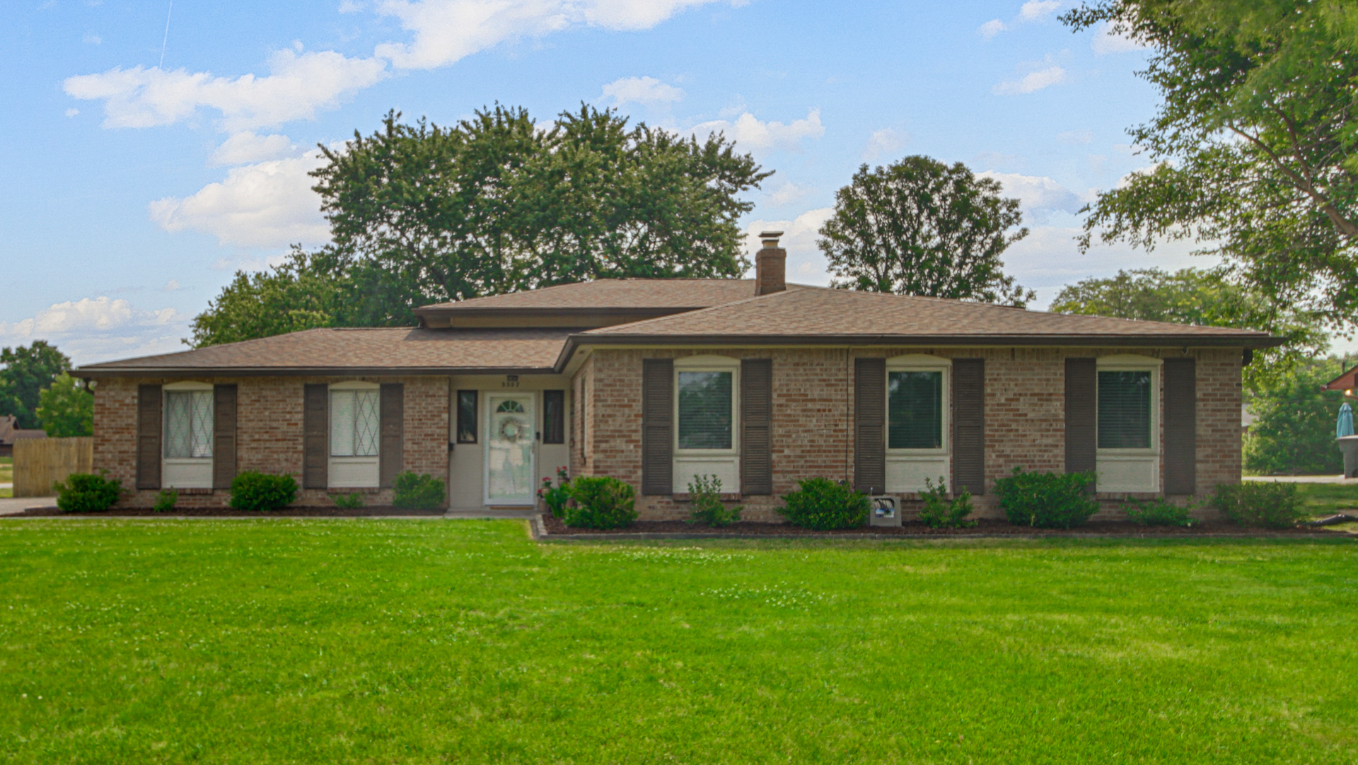5507 North Kenmore Road Indianapolis, IN 46226 - Photo 1 of 27 Gallery Image 1