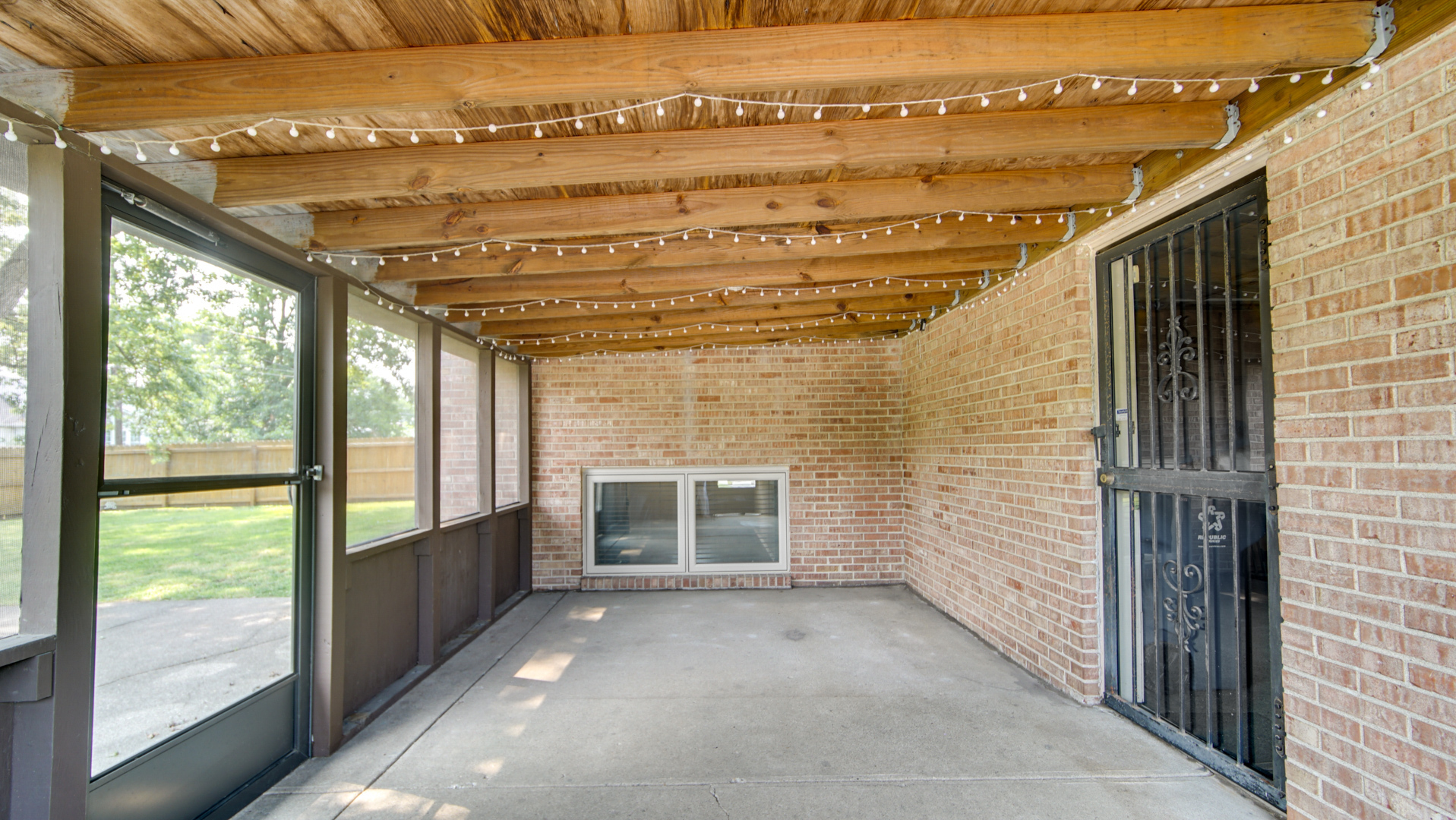 5507 North Kenmore Road Indianapolis, IN 46226 - Photo 23 of 27 Gallery Image 23