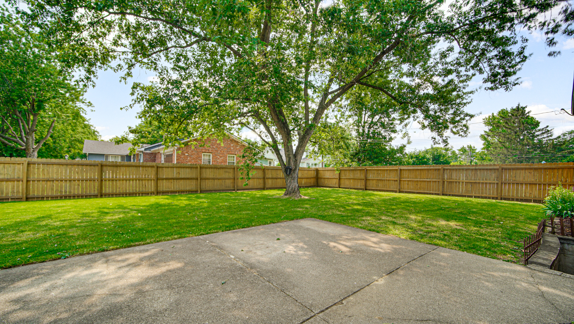 5507 North Kenmore Road Indianapolis, IN 46226 - Photo 24 of 27 Gallery Image 24