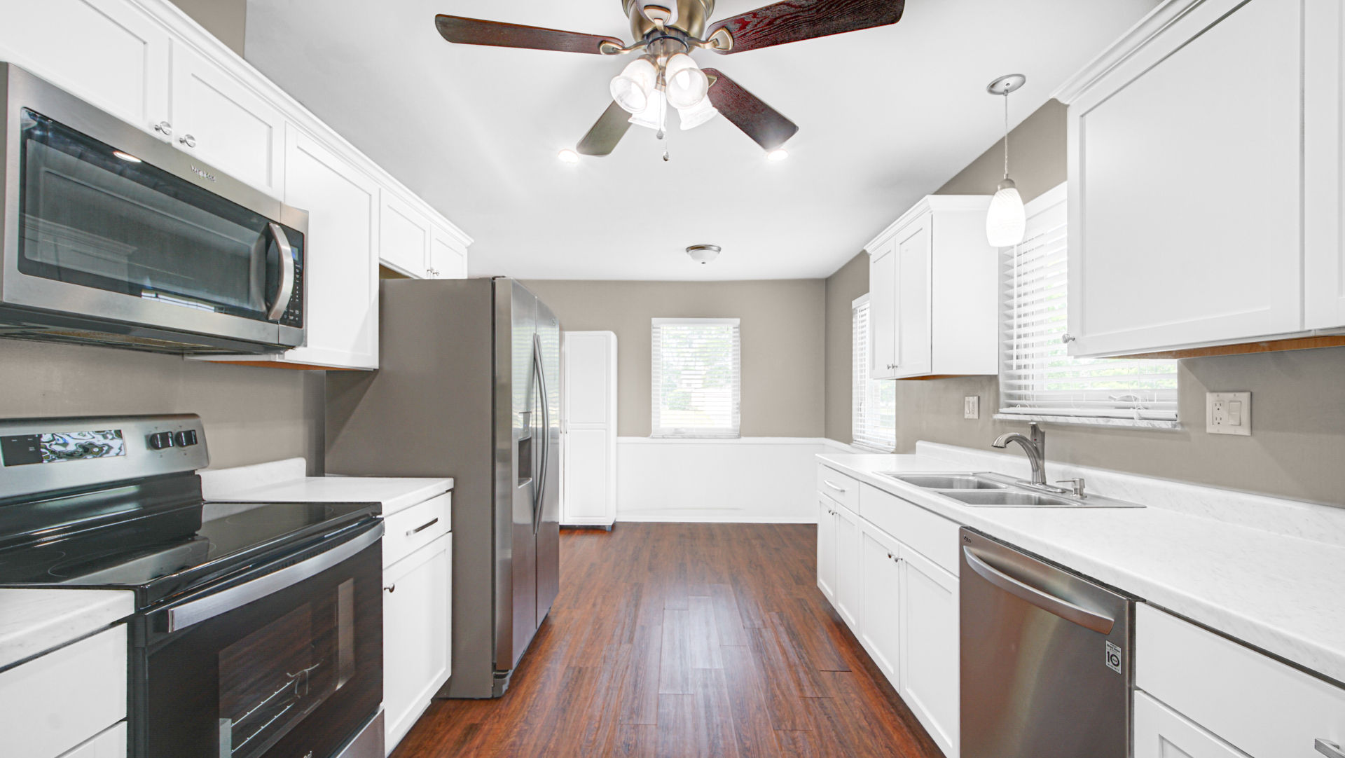 5507 North Kenmore Road Indianapolis, IN 46226 - Photo 5 of 27 Gallery Image 5