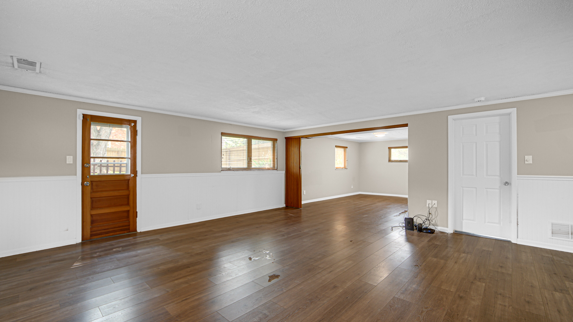 5507 North Kenmore Road Indianapolis, IN 46226 - Photo 9 of 27 Gallery Image 9