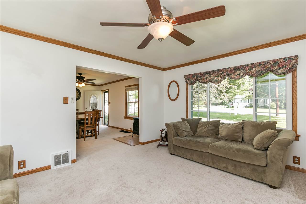 54703 Quince Road South Bend, IN 46628 - Photo 11 of 36 Gallery Image 11
