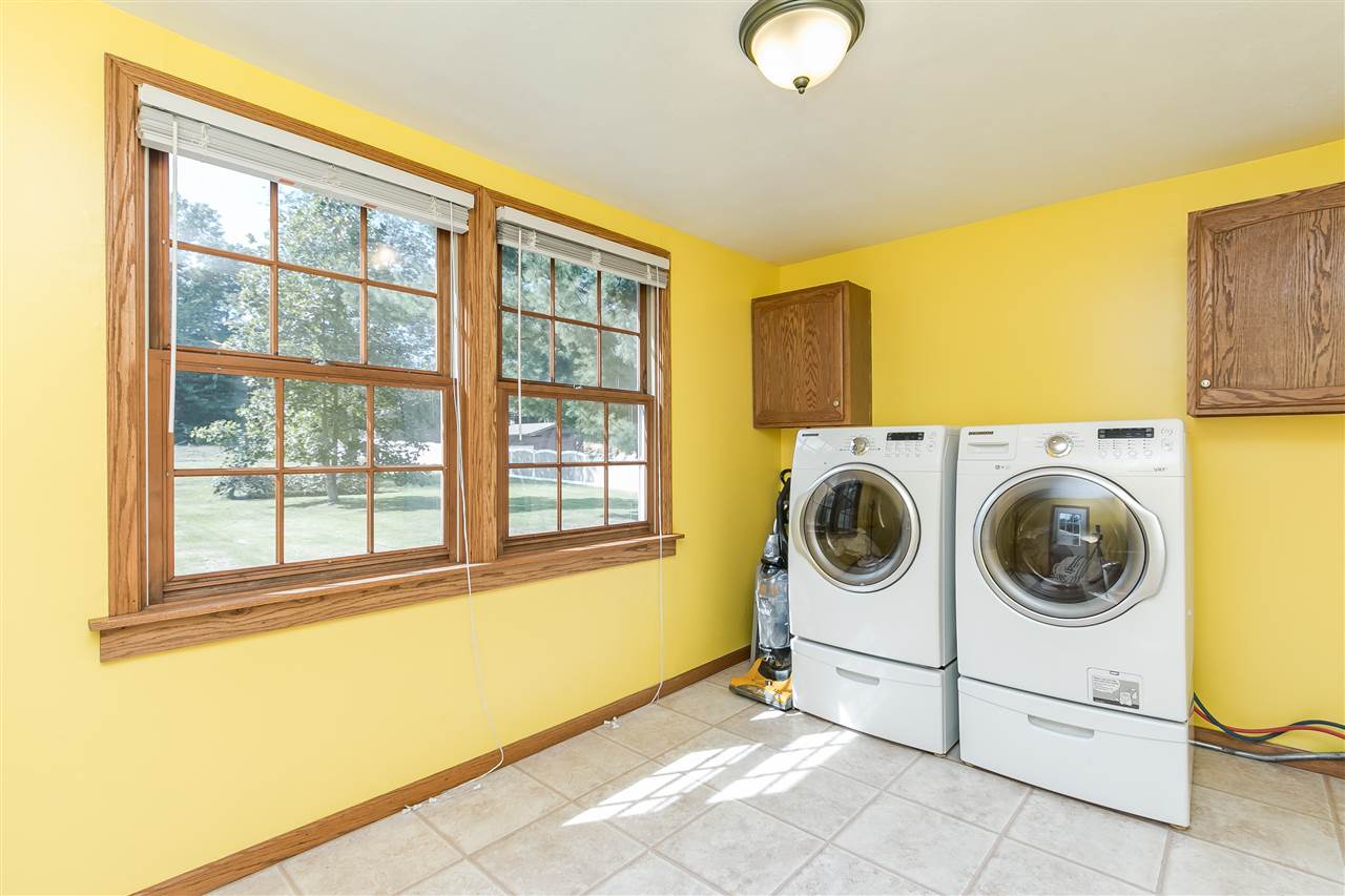 54703 Quince Road South Bend, IN 46628 - Photo 19 of 36 Gallery Image 19