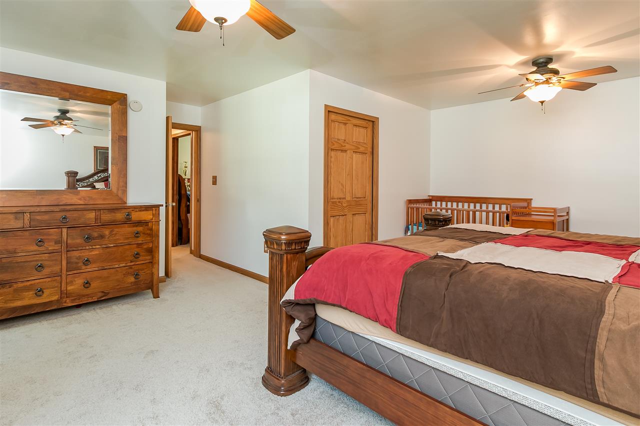 54703 Quince Road South Bend, IN 46628 - Photo 21 of 36 Gallery Image 21