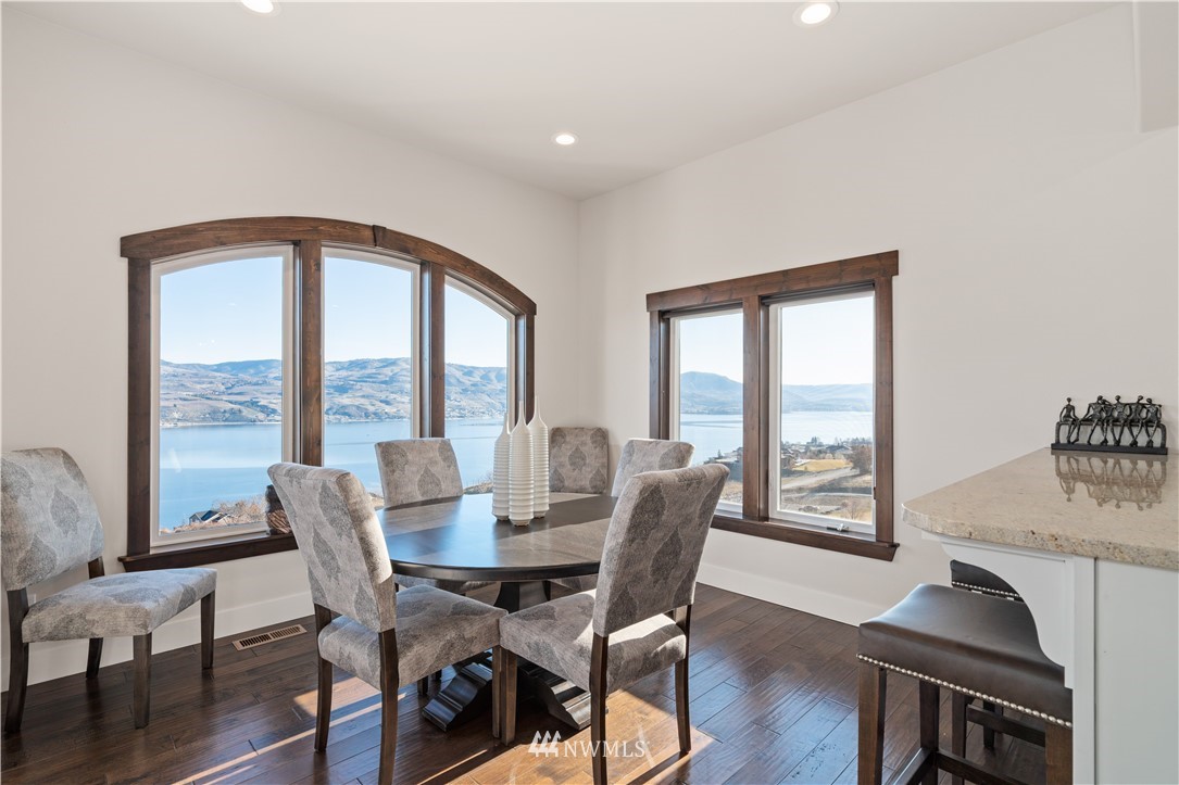 303 Clos Chevalle Road Chelan, WA 98816 - Photo 11 of 40 Gallery Image 11