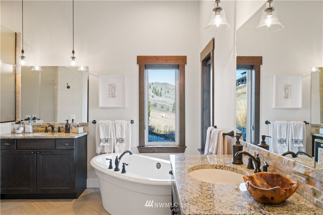 303 Clos Chevalle Road Chelan, WA 98816 - Photo 22 of 40 Gallery Image 22