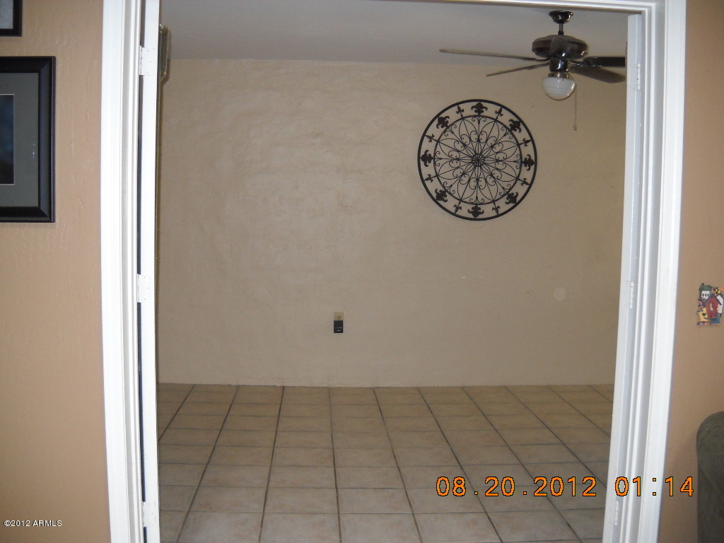 156 West Wagoner Road Phoenix, AZ 85023 - Photo 15 of 36 Bonus room