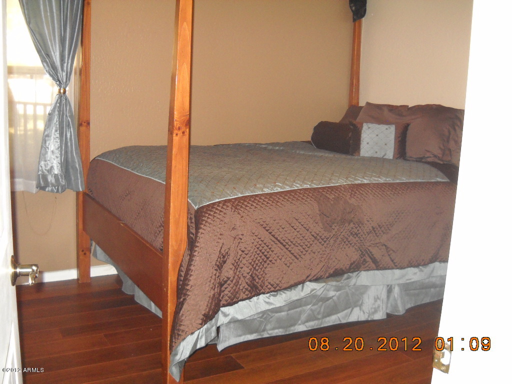 156 West Wagoner Road Phoenix, AZ 85023 - Photo 19 of 36 BR 2