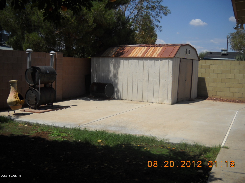 156 West Wagoner Road Phoenix, AZ 85023 - Photo 34 of 36 Smoker and shed